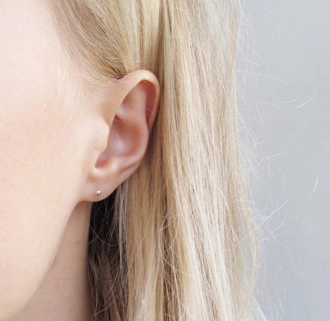 Tiny Dot Studs