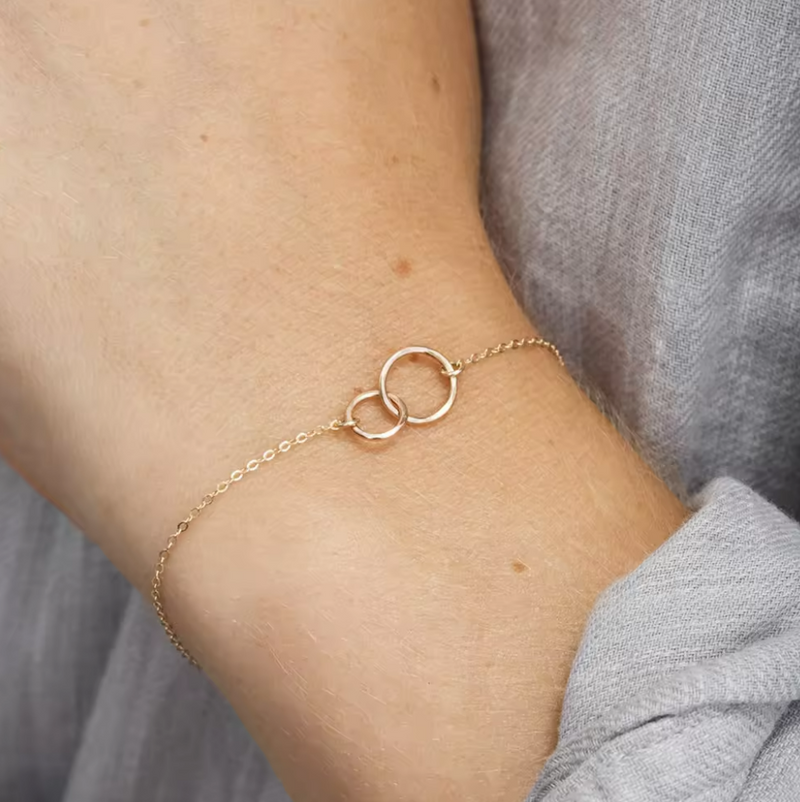 Interlinked Loop Bracelet- Available in Gold, Rose Gold and Silver