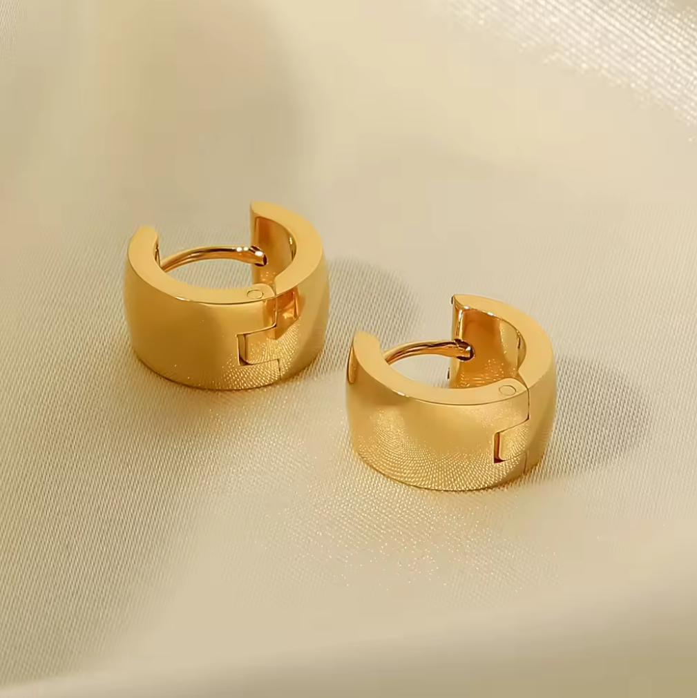 Chunky Small Hoops