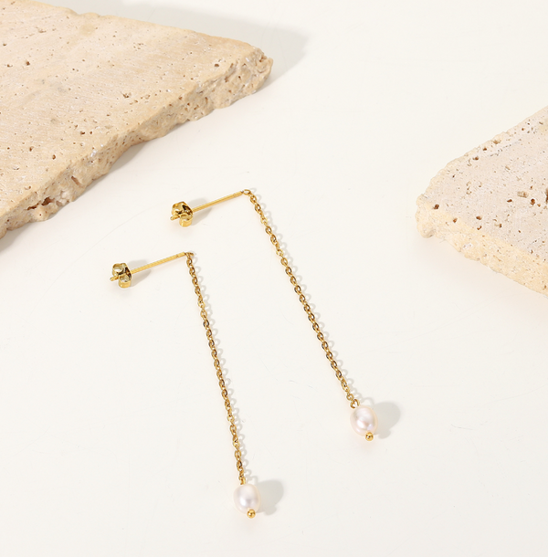 Drop Pearl Earrings